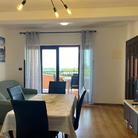 Apartment Rojnic Galizana Exterior photo