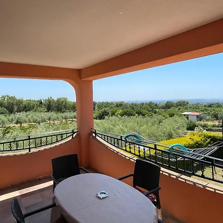 Apartment Rojnic Galizana Exterior photo