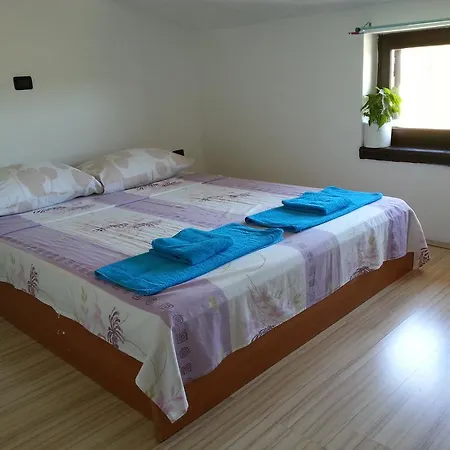 Apartment Rojnic Galizana Exterior photo